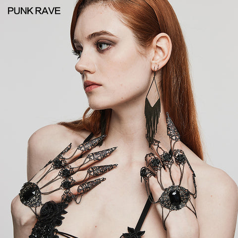 Goth Finger Bracelet