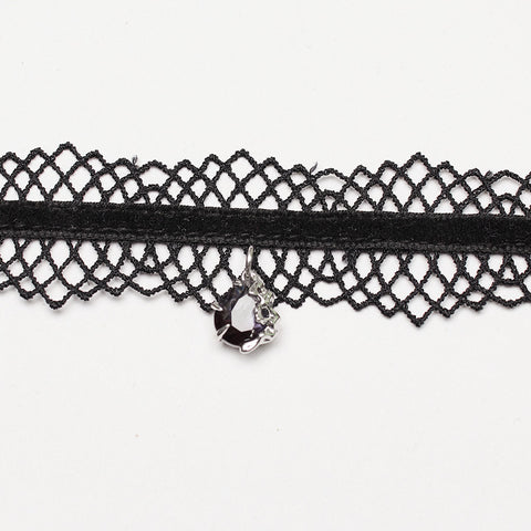Goth Lace Gradient Pendant Choker